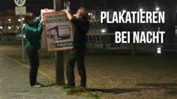 Plakatieren_bei_Nacht_Piraten_Dresden
